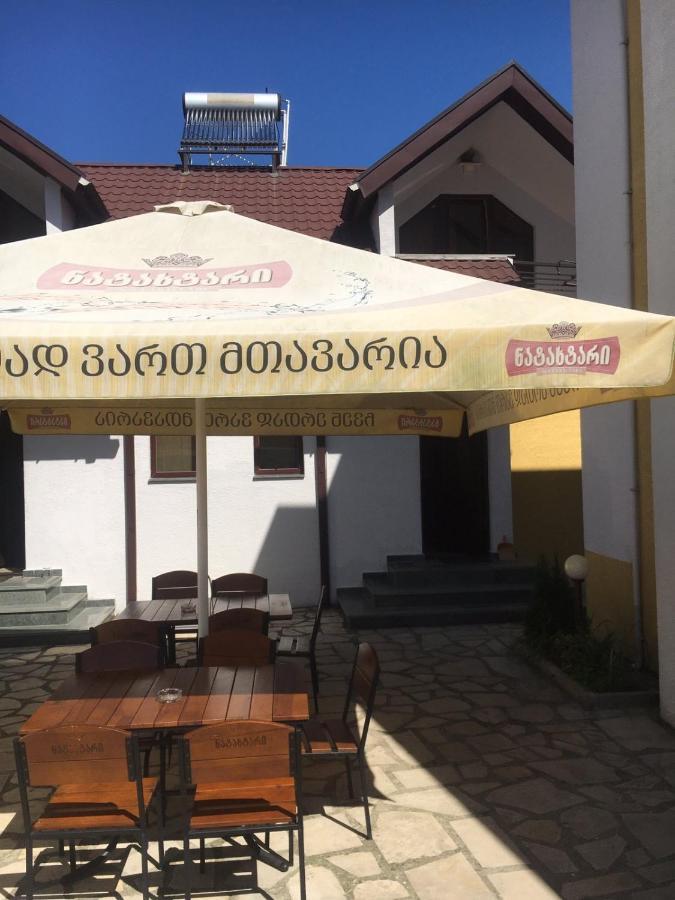 אורקי Aparthotel Family מראה חיצוני תמונה
