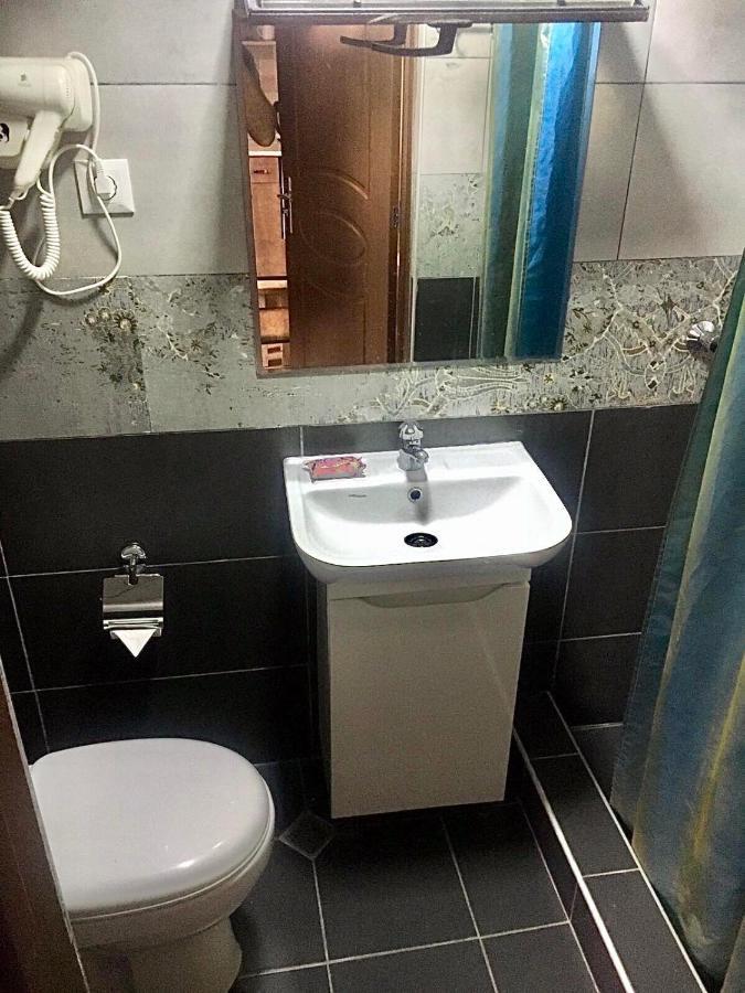 אורקי Aparthotel Family מראה חיצוני תמונה