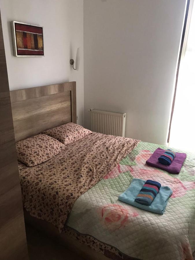 אורקי Aparthotel Family מראה חיצוני תמונה