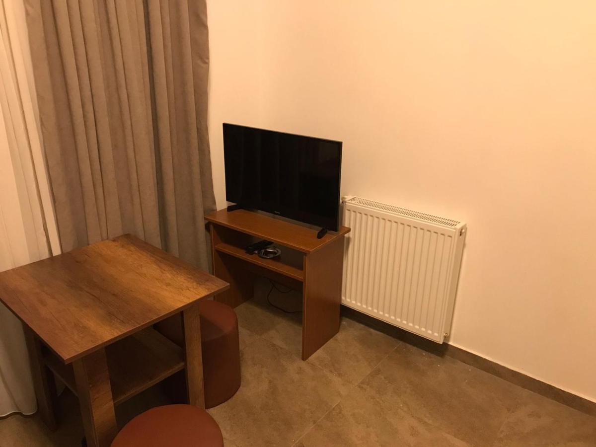 אורקי Aparthotel Family מראה חיצוני תמונה